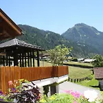 Ruhige Im Ortszentrum By Interhome Apartament